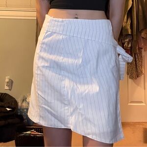 🌸Active USA Cream Pinstripe Skirt size small
